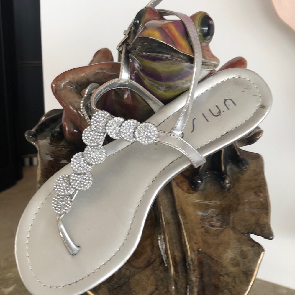 UNISA SILVER JEWELED SANDALS